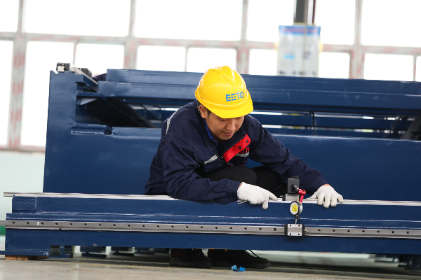 Sheet & Pipe Laser Cutter Factory View 10