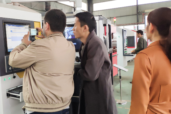 Sheet & Pipe Laser Cutter Factory View 6